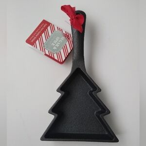 Cast Iron Cookie Skillet Tree Shaped Skillet